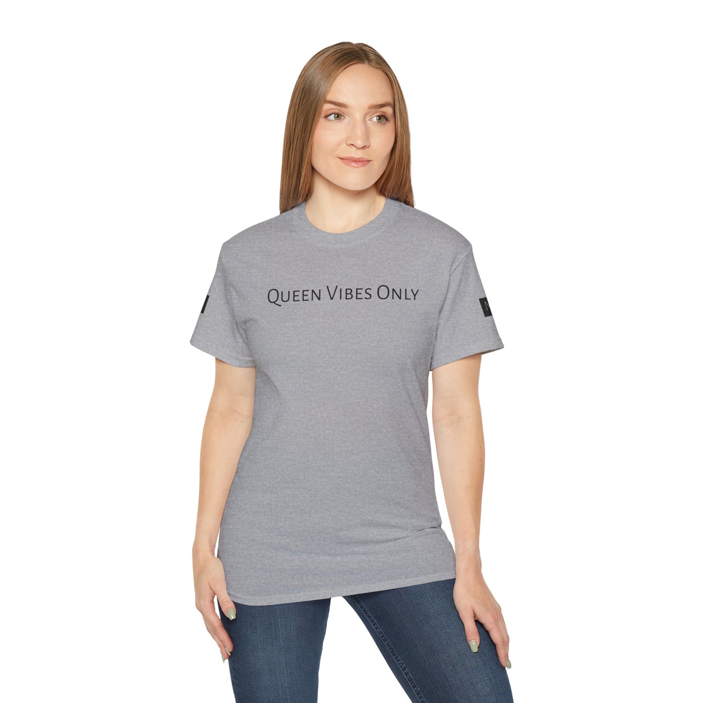 T-shirt Queen Vibes Only